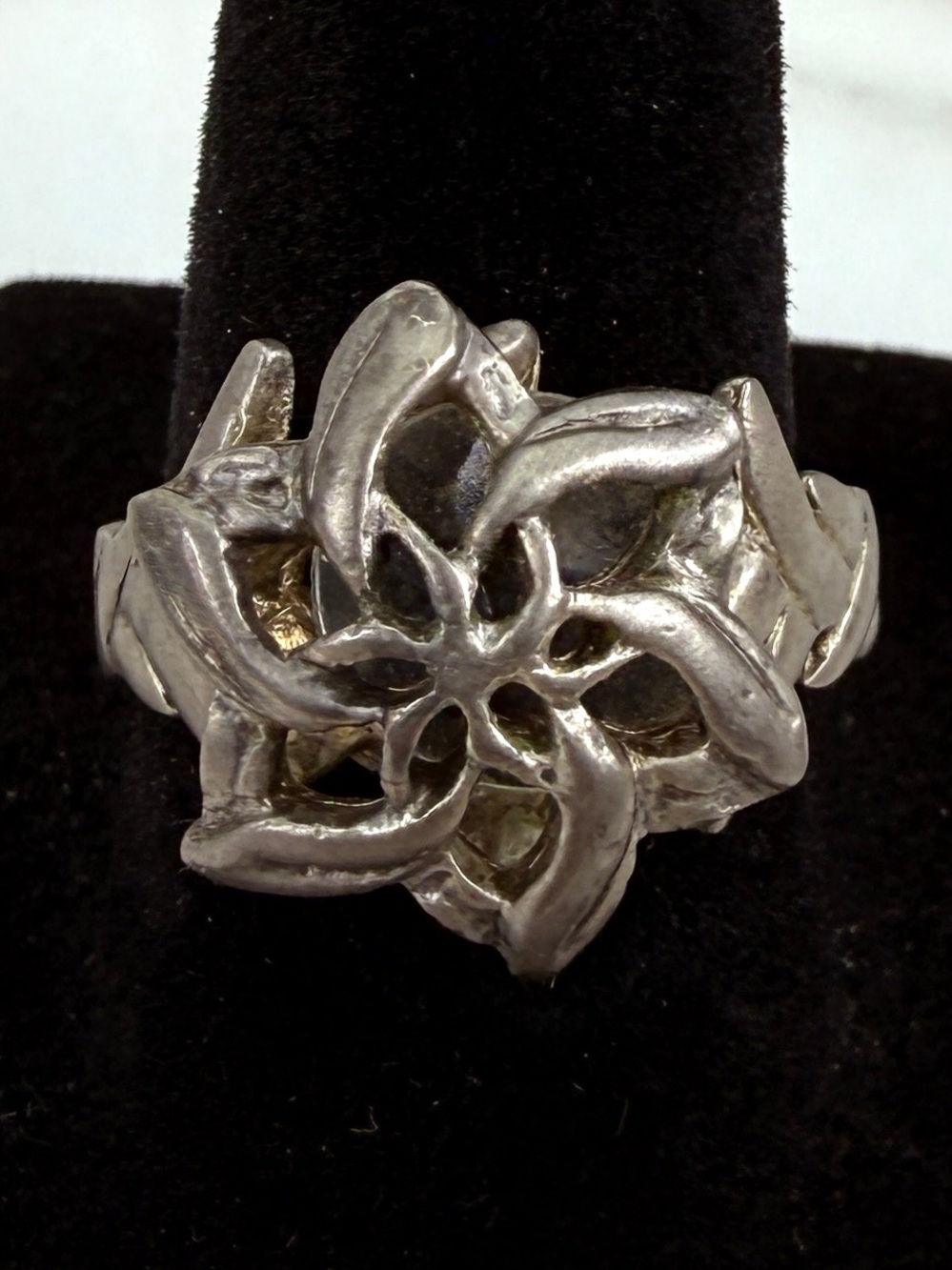 Silver Tone Sculptural Floral Statement Ring Double Band Size 7.5